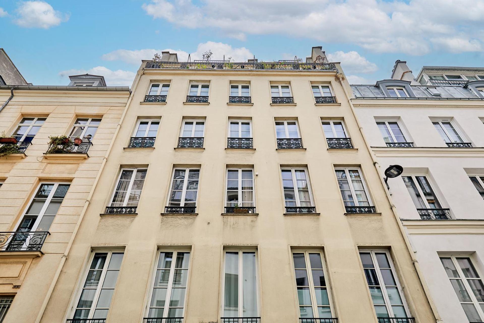 Appartement Charming 1 Bedroom By Prestige Parijs